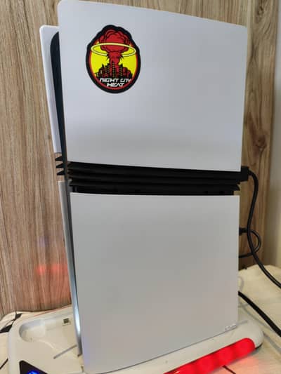 PlayStation 5 Pro (PS5 Pro) – Like New, Only 1 Month Used