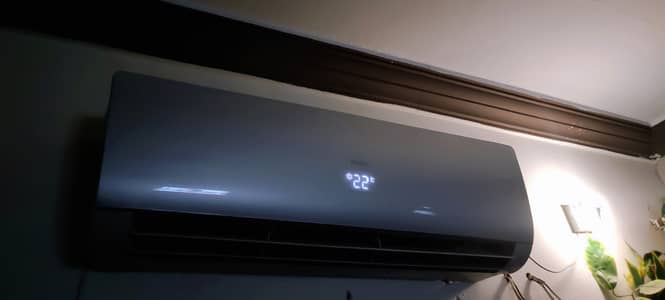 full new Ac first hand chala huwa full chill