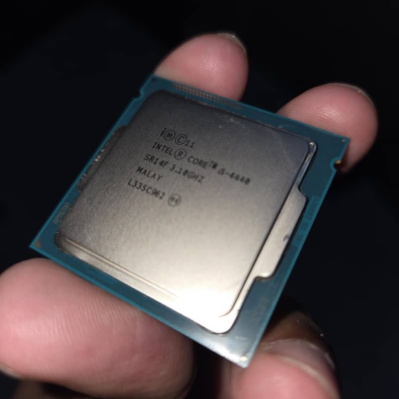 Core i5-4440 Processor 0