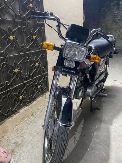 CD 70 used bike for urgent sale 2025modelonly serious customer contact