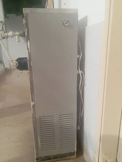 Pure copper water cooler