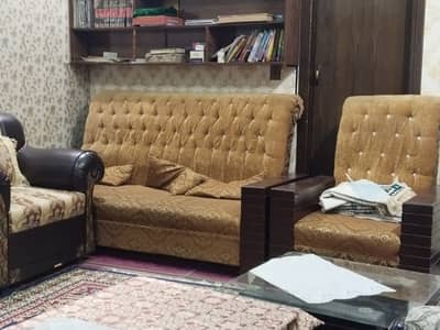 Sofa set with high back