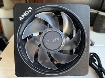 AMD Wraith Prism 92mm (3.5 inch) LED RGB Cooler Fan q