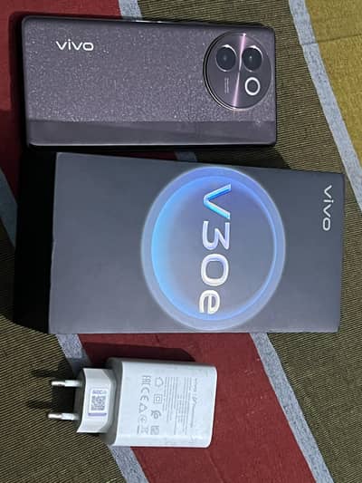 Vivo V30e 8gb/256gb colour brown