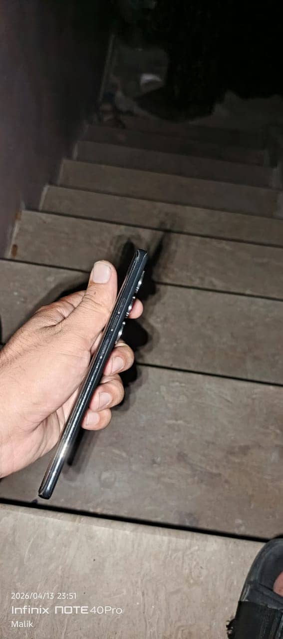 Tecno CAMON 40 Pro 7