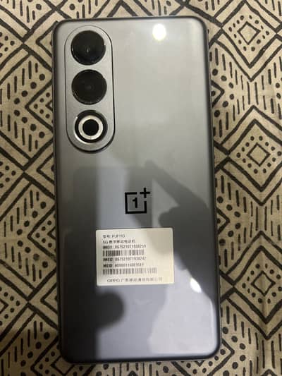 Oneplus Ace 3v 12/256