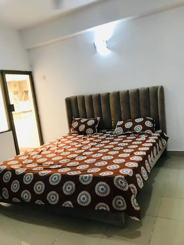 2 Bed Flat 1st Floor E11/4 0