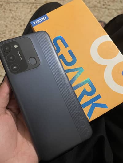 Tecno Spark 8C