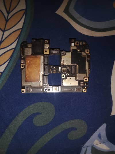 vivo s. 1. pro. 8. gb. 128. gb  onlyi bord. pta ok all ok