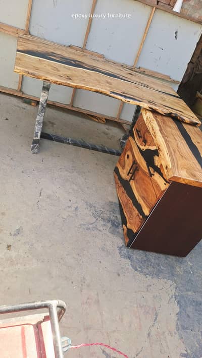 epoxy furniture contact nmber 033.287. 098.77