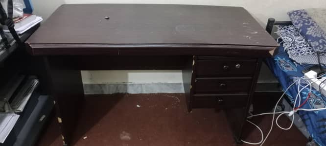 table and chair for sell