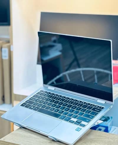 Core 17, 8th generation Samsung notebook 256 SSD