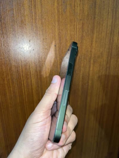 iPhone 13 Factory unlock