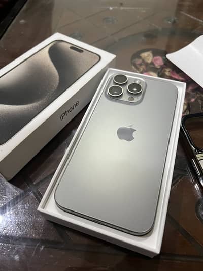 Iphone 15 pro max (non pta)