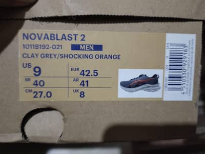 Asics Novablast 2 42.5 Euro brand new