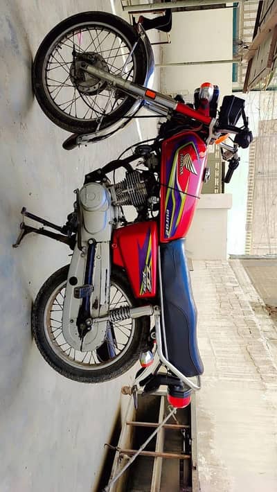 Honda CG125