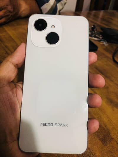 Techno spark 40 C