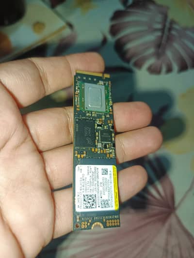 Micron 3400 M. 2 2TB NVMe Internal Gen4 (SSD)