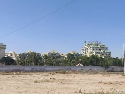 LEASE PLOT CORNER BEST LOCATION FOR SALE