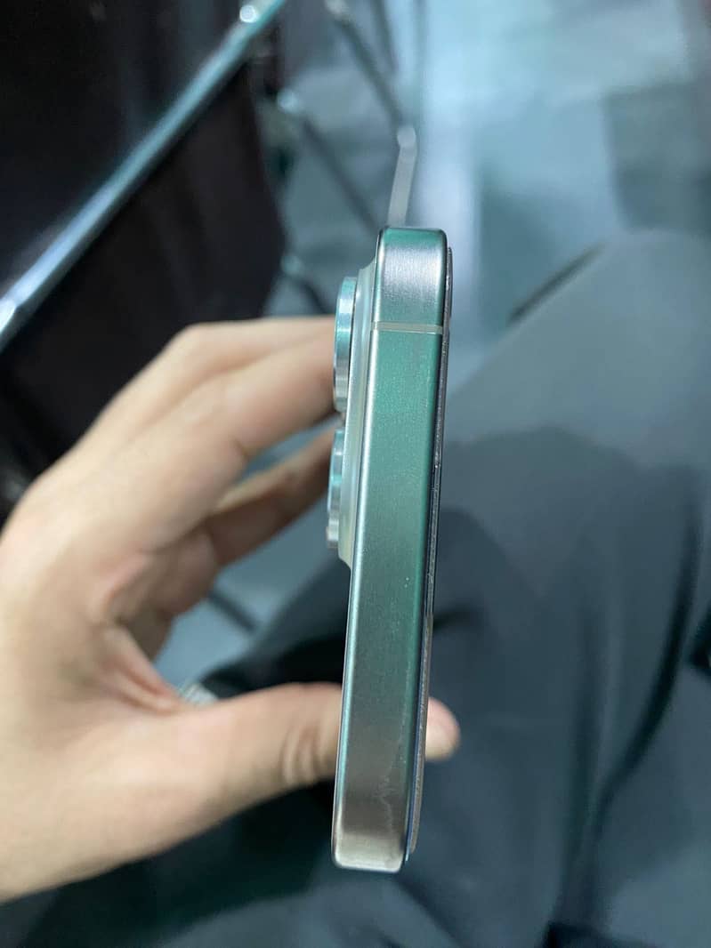 iPhone 15 pro max 1