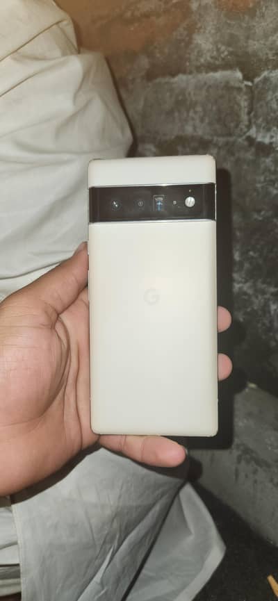Google pixel 6 pro    12/256 storage