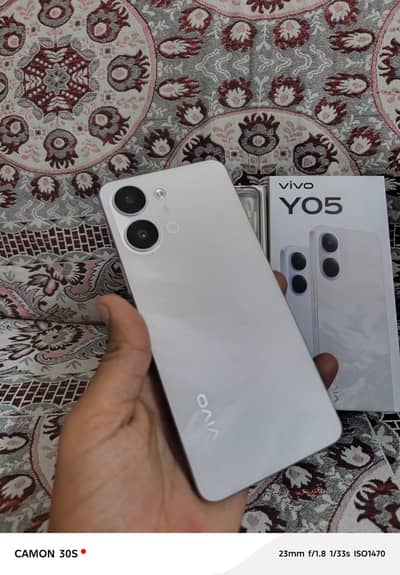 vivo y05 full box 10/10 4/64