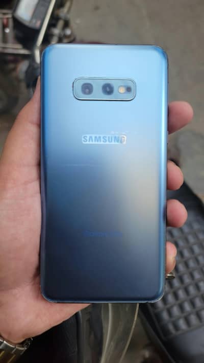 Exchange Samsung galaxy s10e 6/128