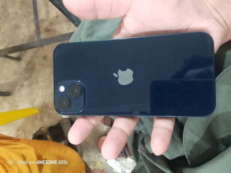 iPhone 13 0