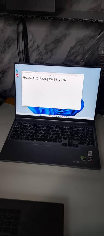 Lenovo Legion slim 5 Ryzen 7 7735hs RTX 4070 QHD 165HZ GAMING LAPTOP