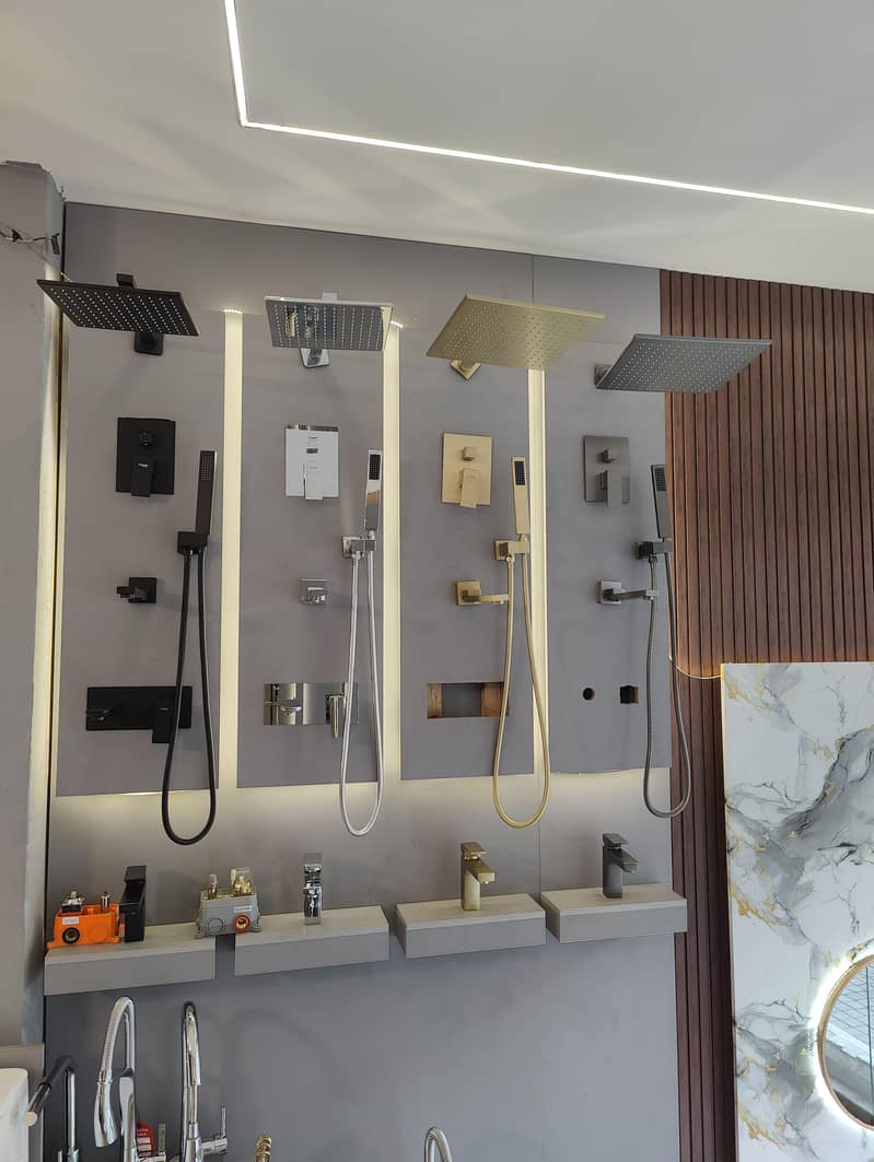  imported shOwer Sets. . 2