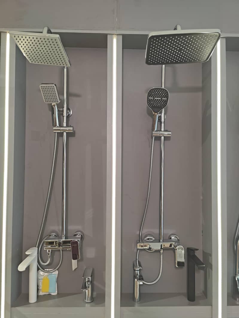  imported shOwer Sets. . 5