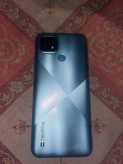 Realmi C21