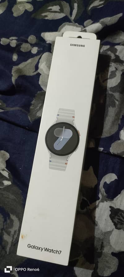 Samsung watch 7 15 days use 10/10 condition