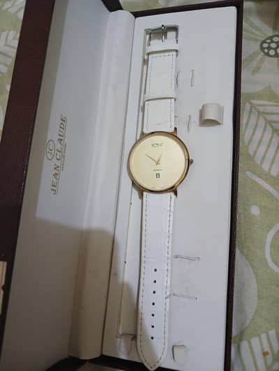 Kwc very sleem nice whatch