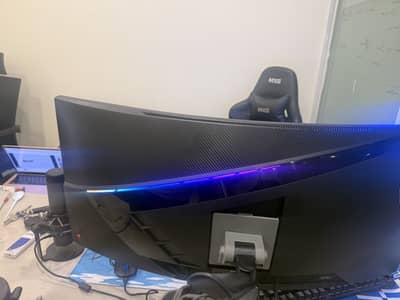 MSI Curved 34 inch, 165hz