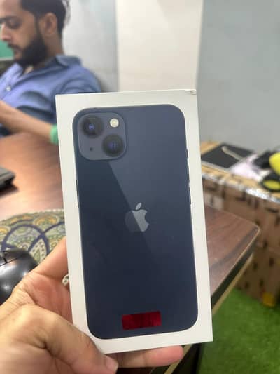 iPhone 13 JV Box Pack Non Active – PTA Blocked – Excellent Condition