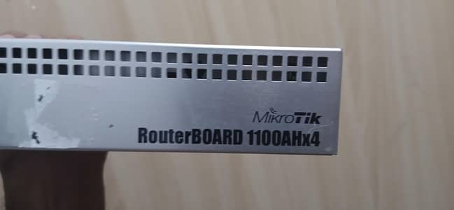 Mikrotik rb1100ahx4