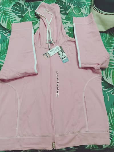 track suit argent need