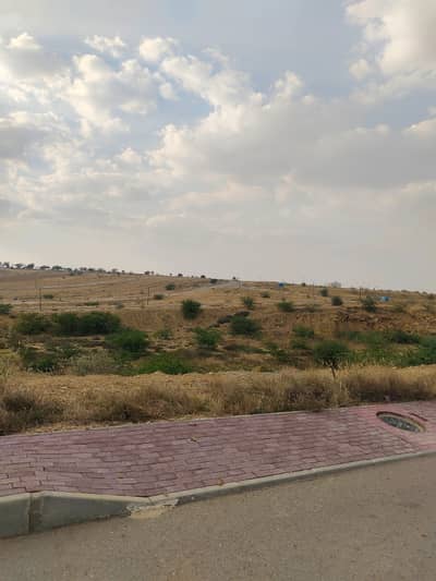 75 sqyd residential plot available for sale in Bahria Town Karachi