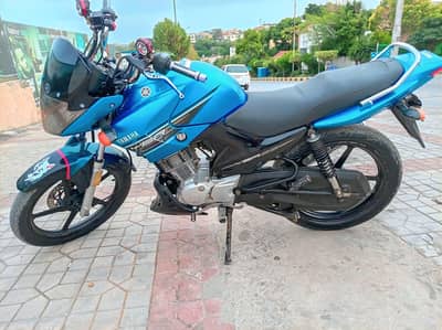 YAMAHA YBR low mileage like zero meter