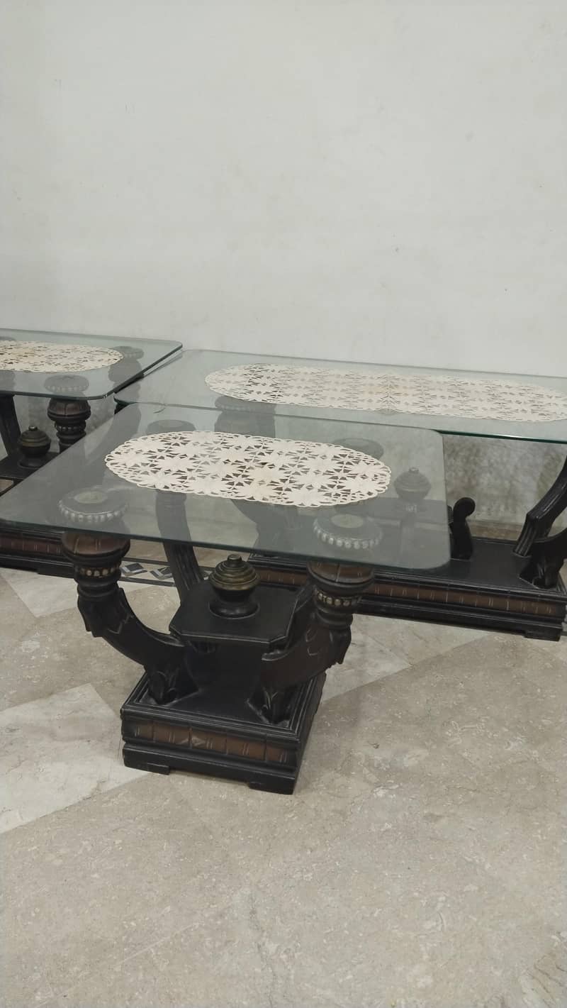 Tables 0