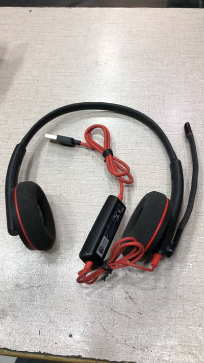 Plantronics model 3220 noise cancelling headset available