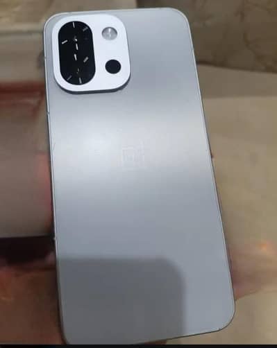 oneplus 13s/13t 12/256 10by10