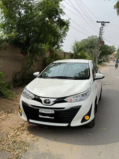 Toyota yaris 1.5 full option