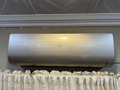 Haier 1.5 ton inverter AC