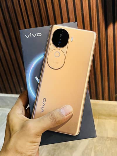 Vivo V40e full box