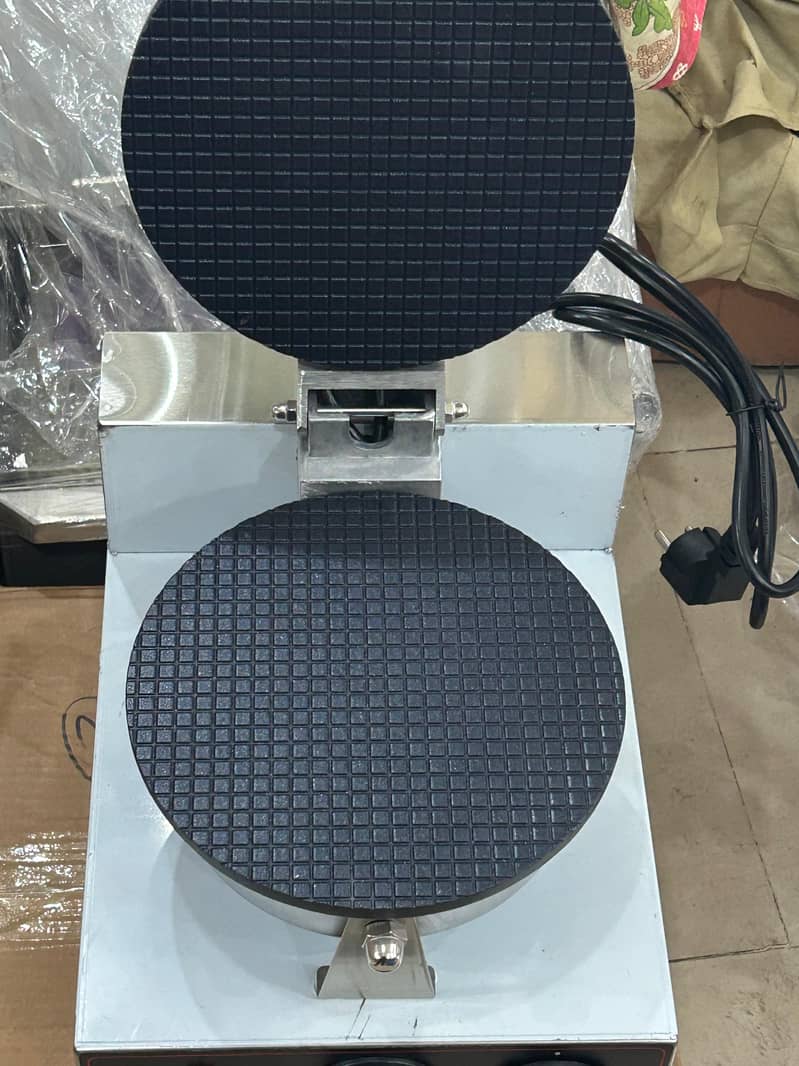 Waffle Cone Maker Machine 1