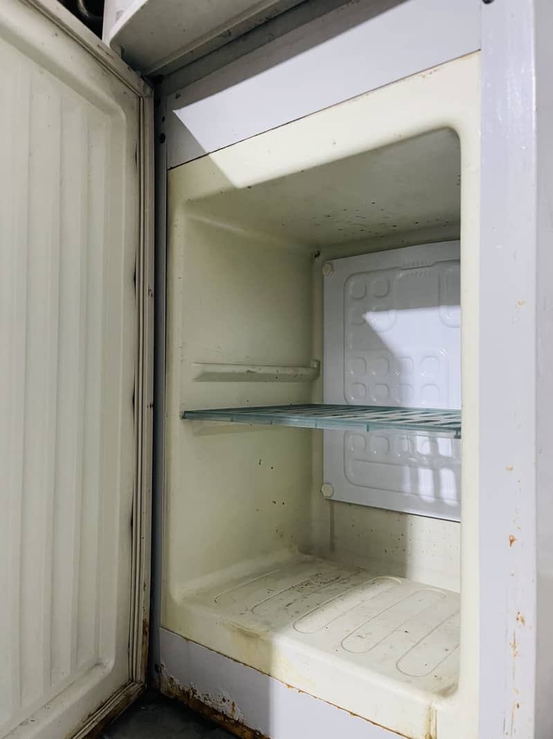 Behtreen Working Digital display 2