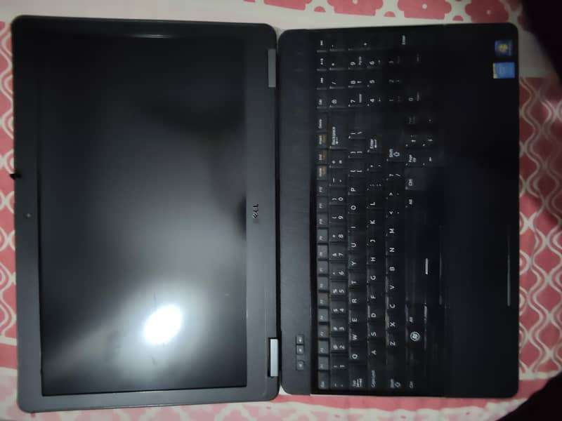 Dell Latitude E6540 2