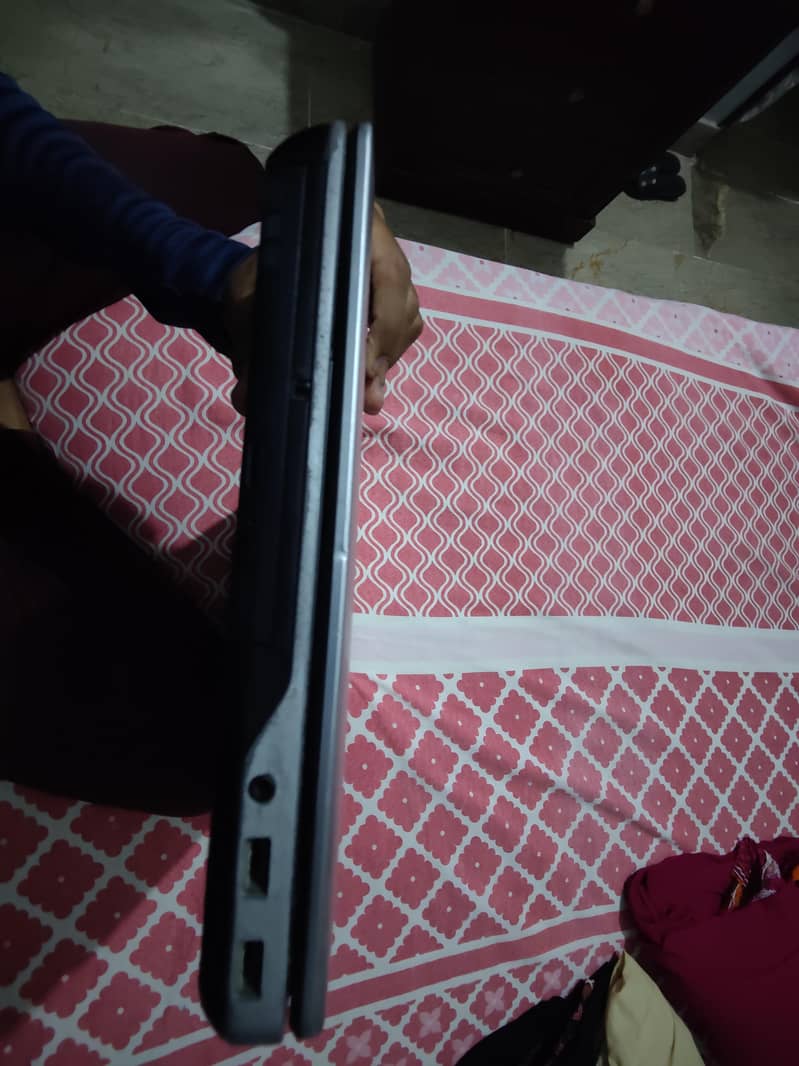 Dell Latitude E6540 6